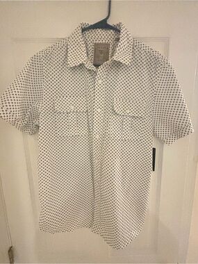 Guess Men's Short-Sleeve Button-Down Shirt - White with Navy Microprint